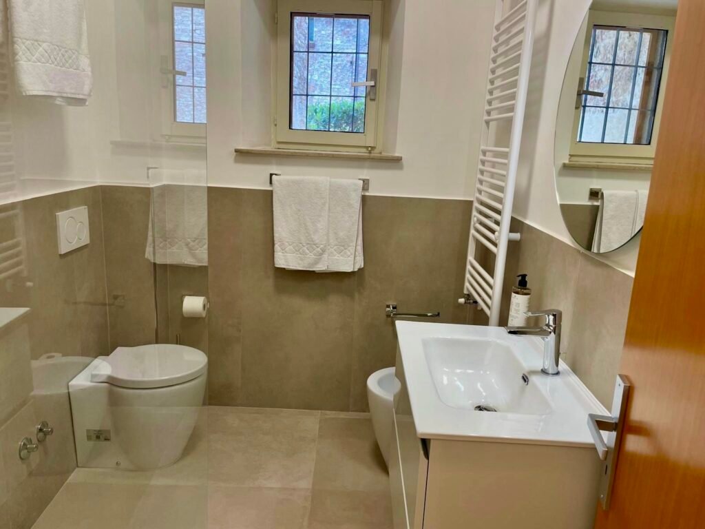 Bagno, Le Volte di via Portica, Assisi
